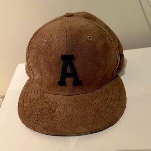 Kith x New Era Braves Fitted Hat Suede Brown 7 3/8 NEW